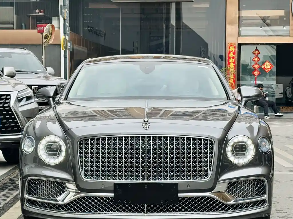 Bentley Flying Spur 2022 — фото 2
