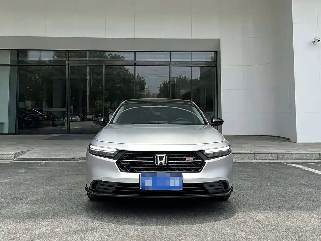 Honda Accord 2024 — фото 1