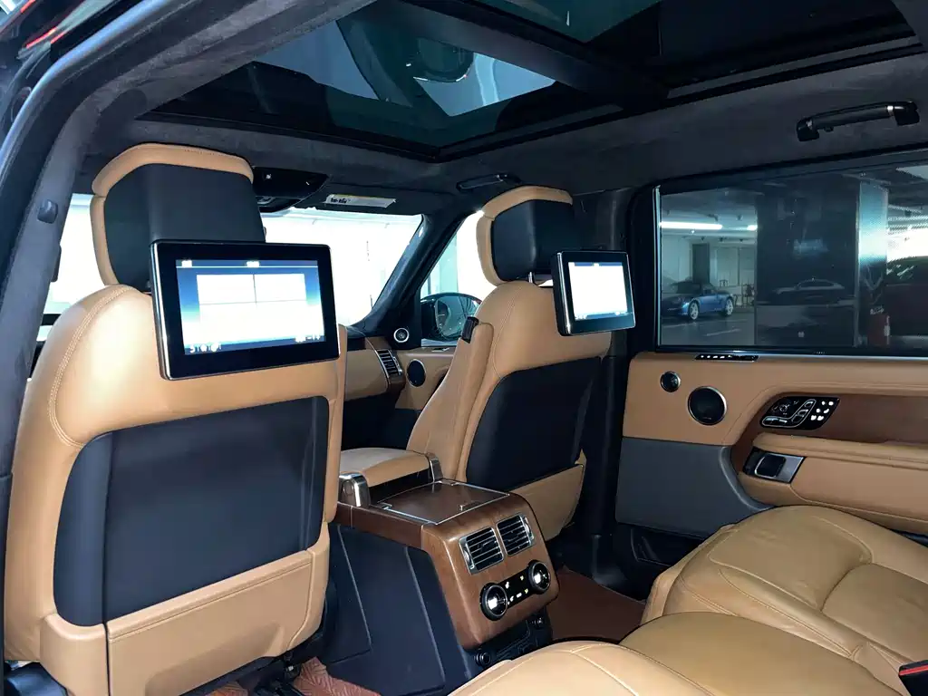 Land Rover Range Rover 2019 — фото 19