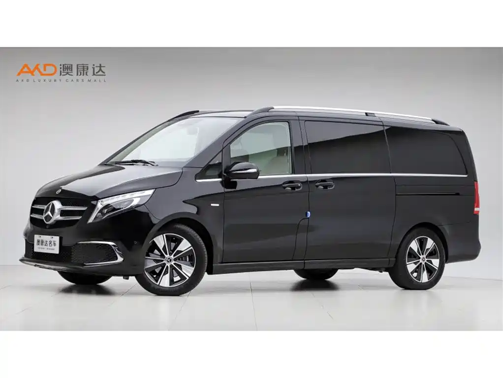 Mercedes-Benz V-Class 2023 — фото 1
