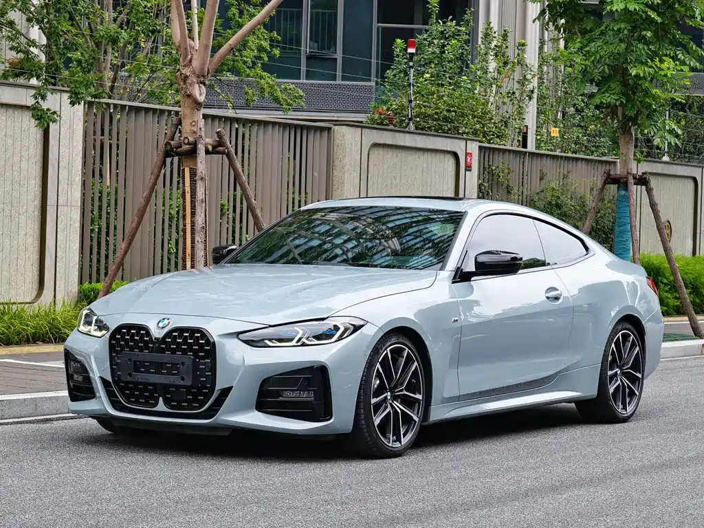 BMW 4 Series 2022 — фото 1