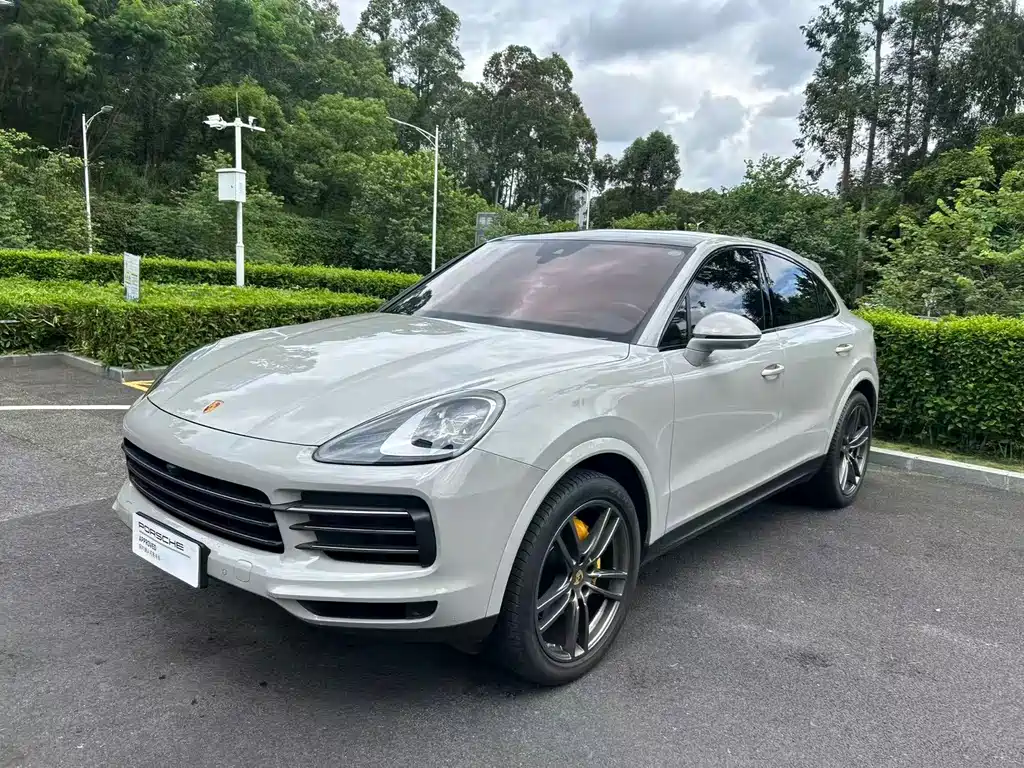 Porsche Cayenne 2023