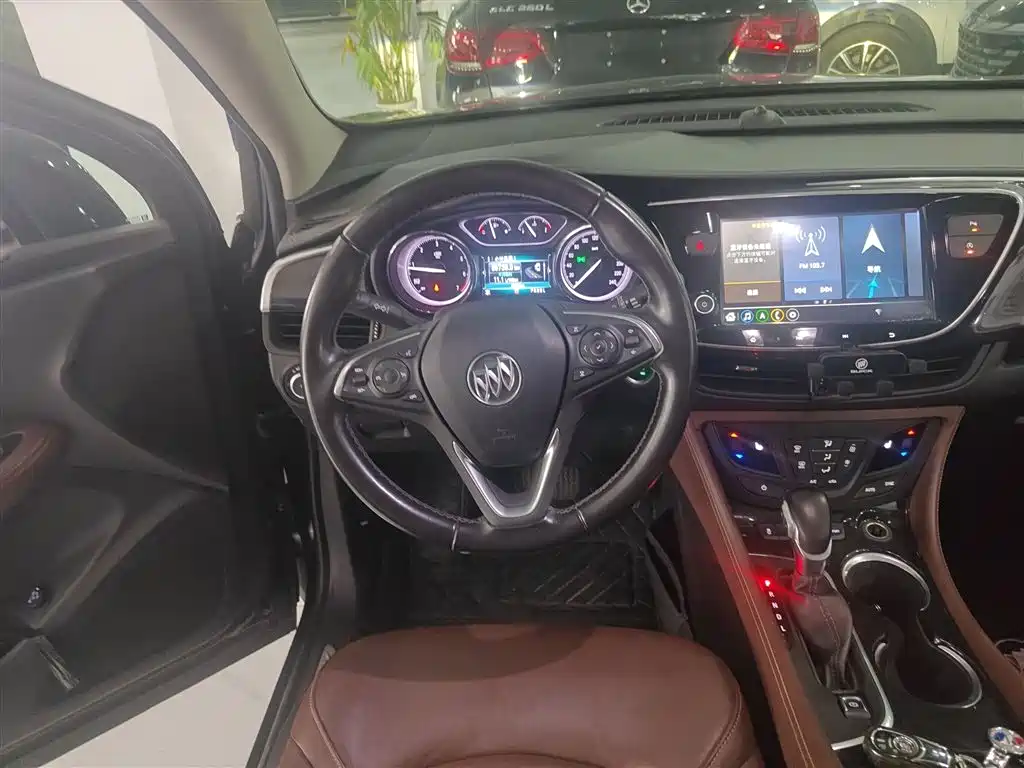 Buick Envision Plus 2020 — фото 11
