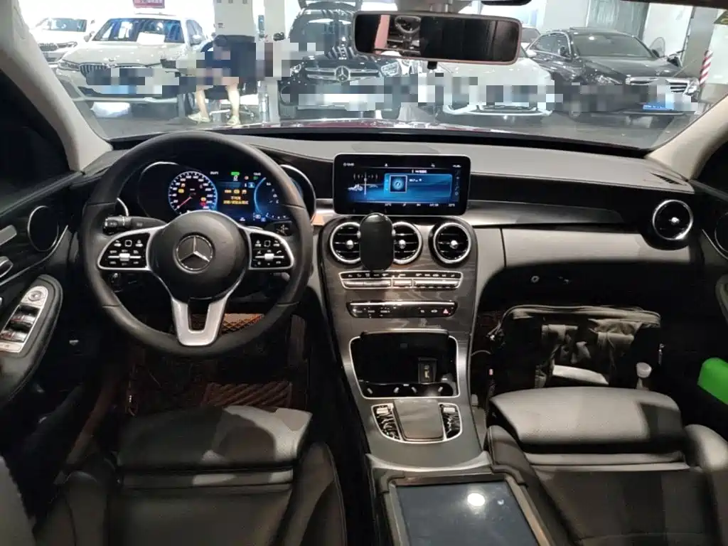 Mercedes-Benz C-Class 2019 — фото 10