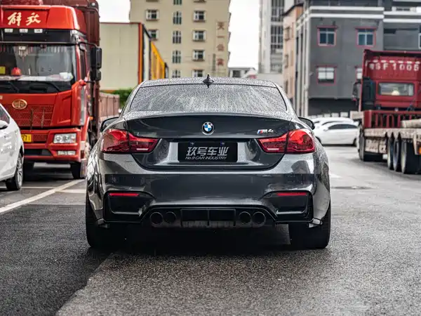 BMW M4 2020