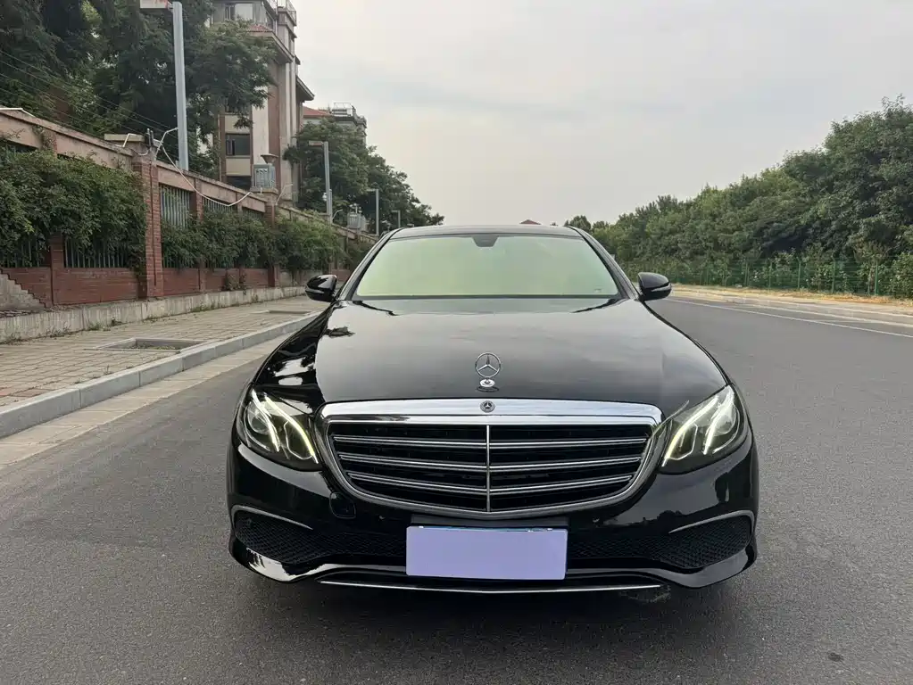 Mercedes-Benz E-Class 2019 — фото 2