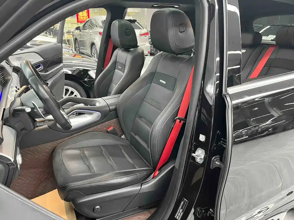 Mercedes-Benz GLE AMG 2020 — фото 16