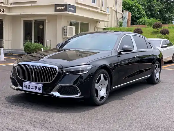 Mercedes-Benz Maybach S-Class 2025