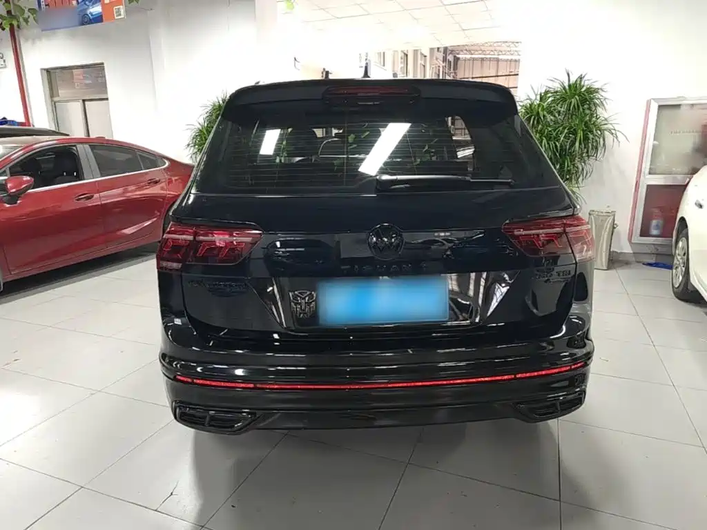 Volkswagen Tiguan L 2022