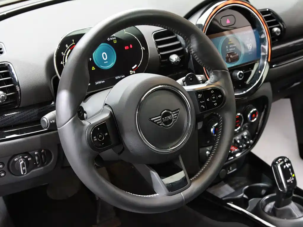 MINI Clubman 2022 — фото 13