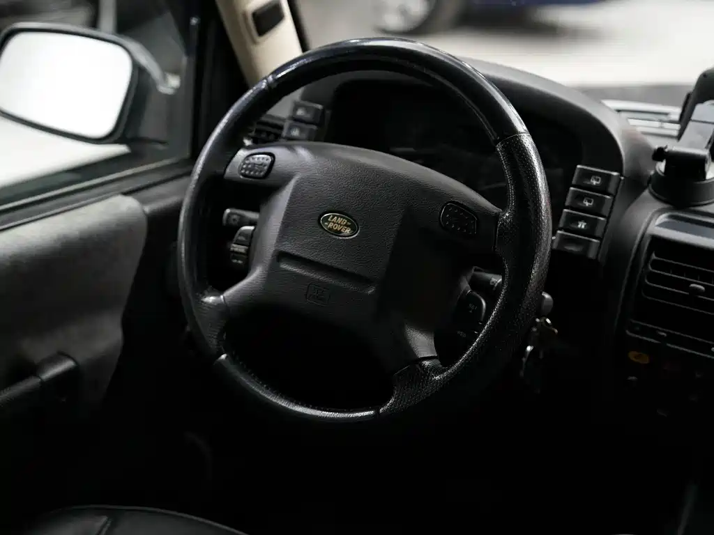 Land Rover Discovery 2003 — фото 15