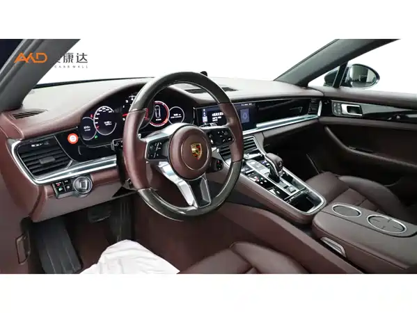 Porsche Panamera 2021