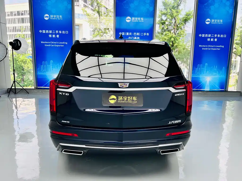 Cadillac XT6 2021 — фото 8