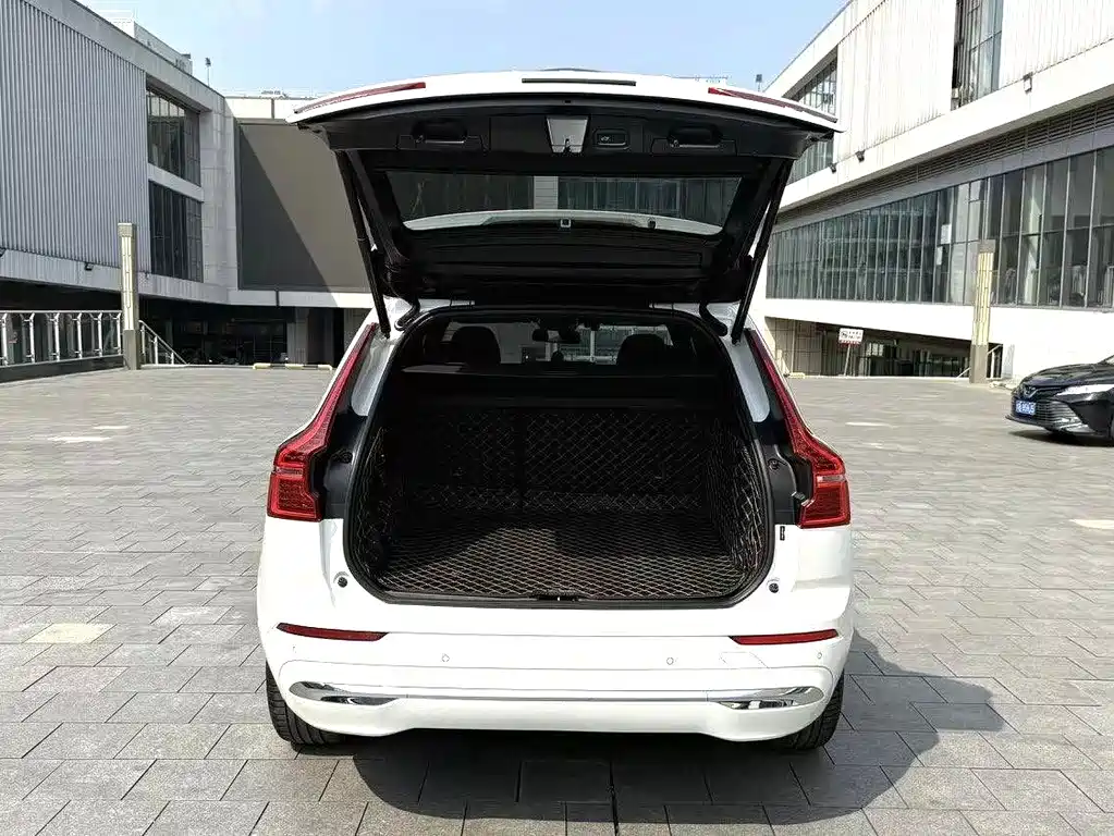 Volvo XC60 2023