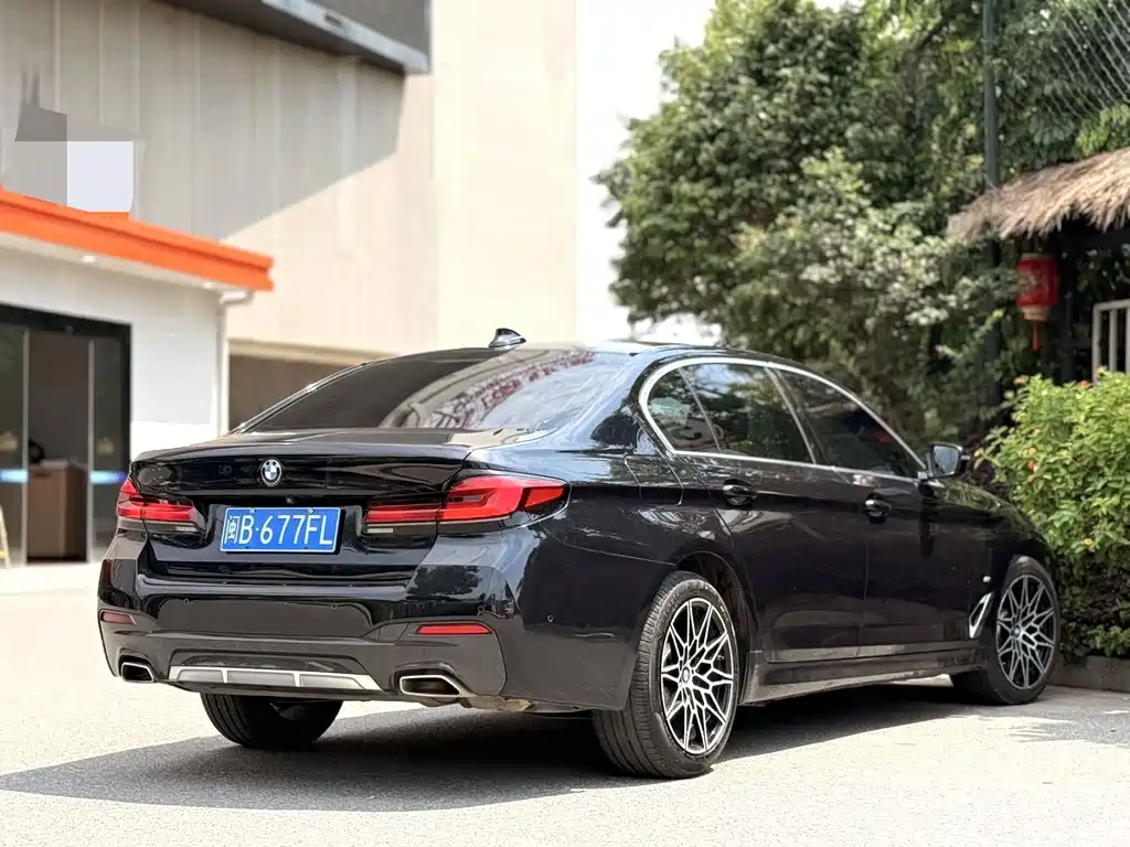 BMW 5 Series 2022