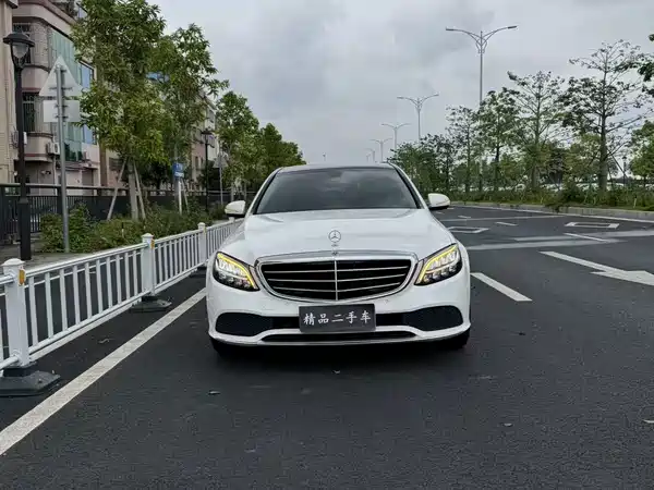 Mercedes-Benz C-Class 2019