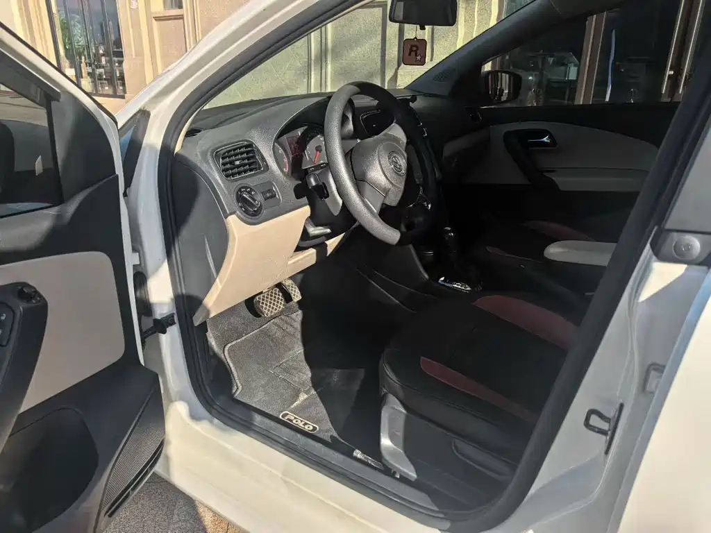 Volkswagen Polo 2013