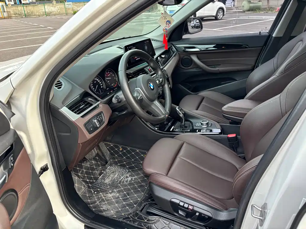 BMW X1 2020 — фото 9