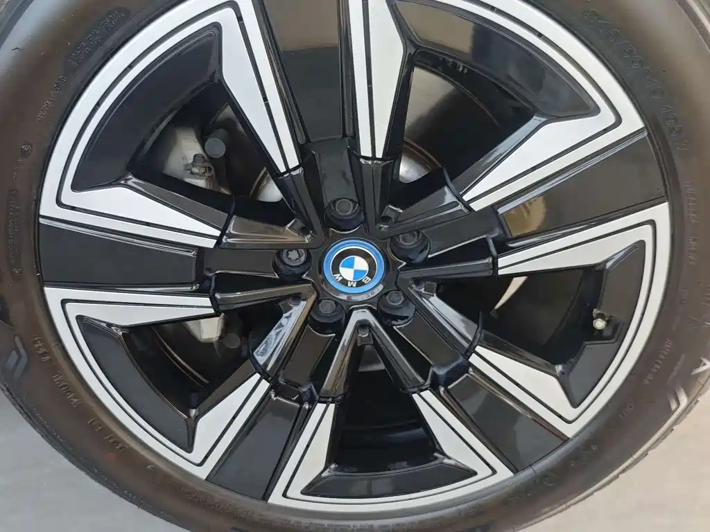 BMW iX3 2021 — фото 13