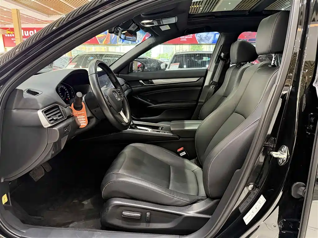 Honda Inspire 2022 — фото 10