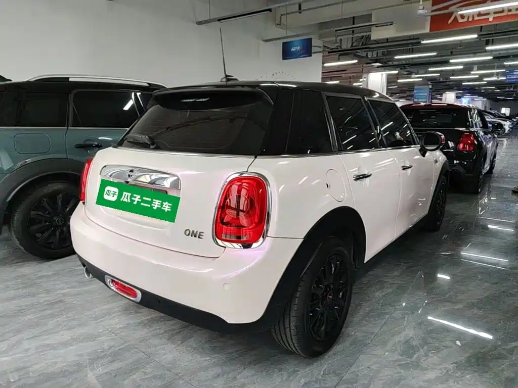 MINI Mini 2021