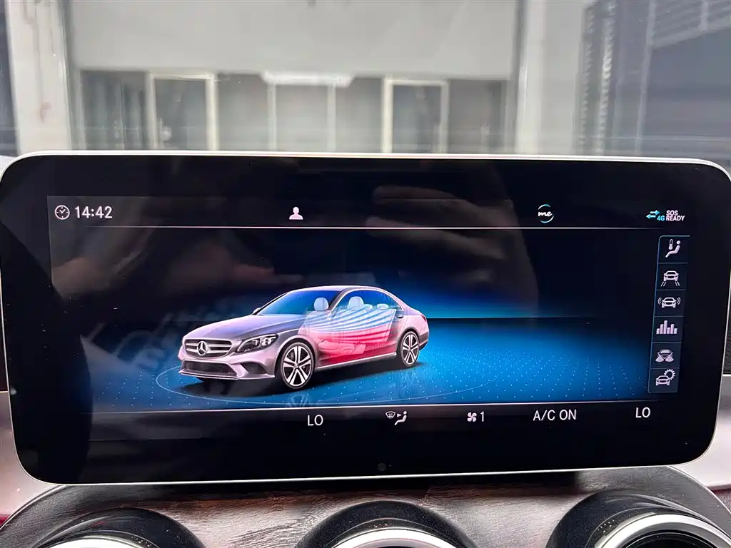 Mercedes-Benz C-Class 2019 — фото 8