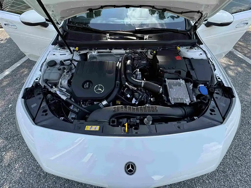 Mercedes-Benz A-Class 2025 — фото 34