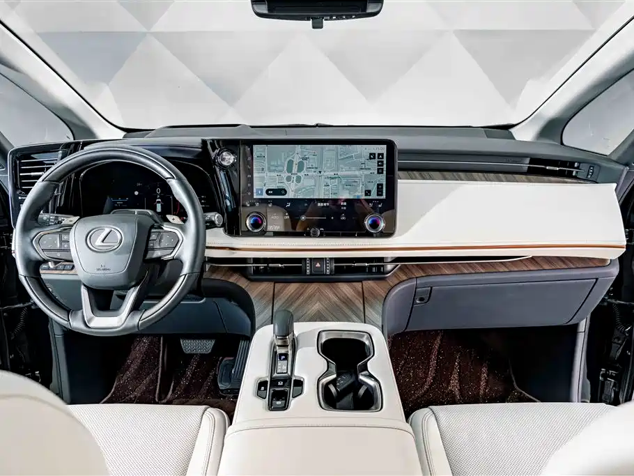 Lexus LM 2026 — фото 13