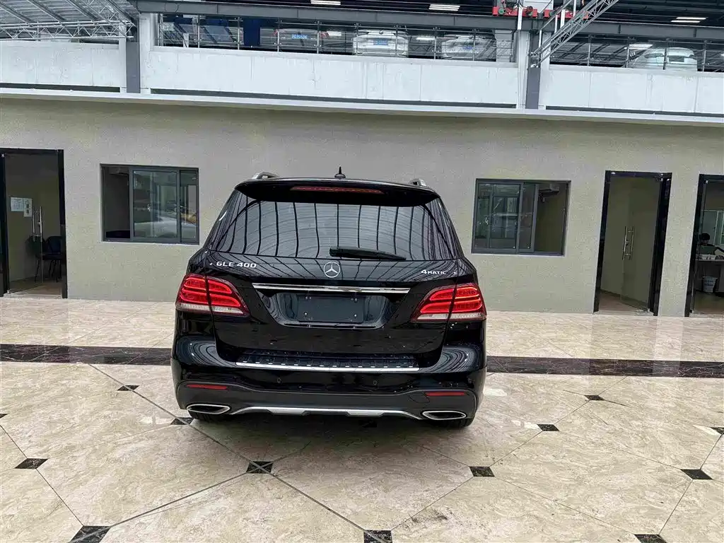 Mercedes-Benz GLE 2019 — фото 15