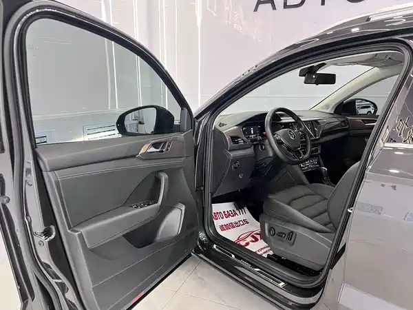 Volkswagen Tharu 2022