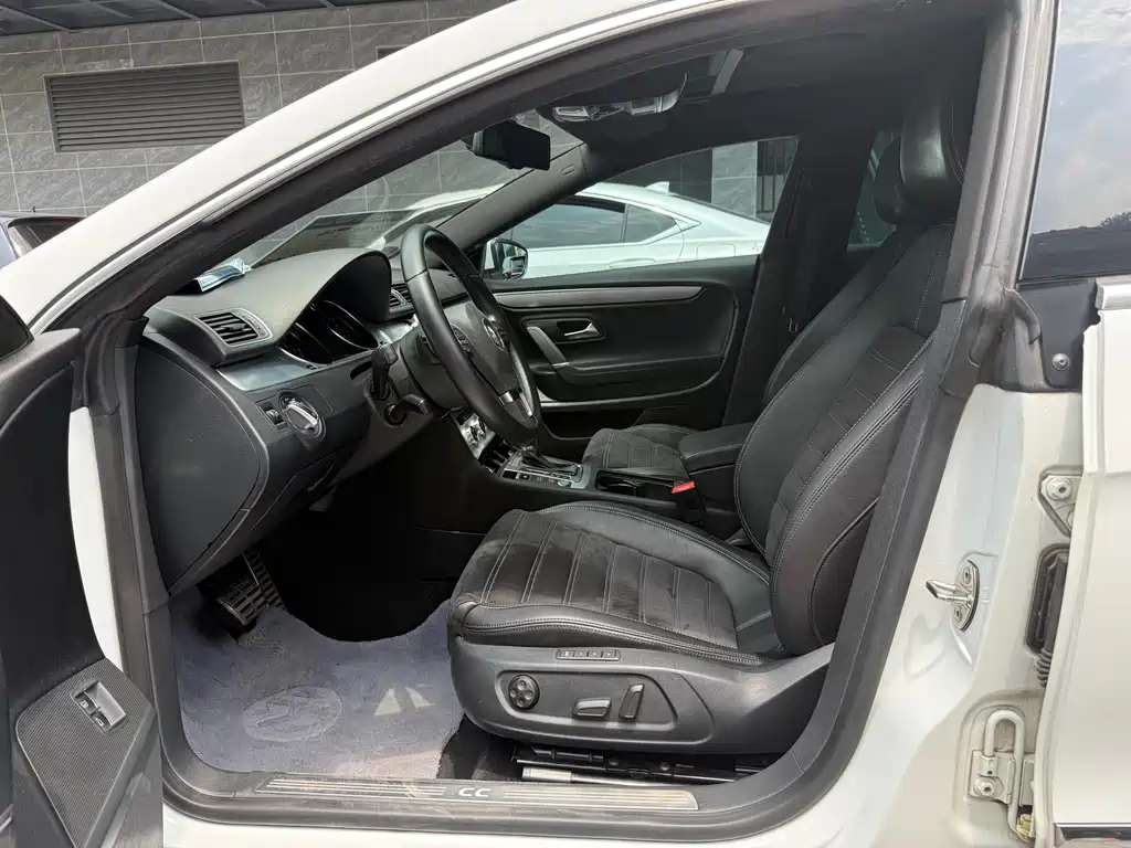 Volkswagen CC 2013