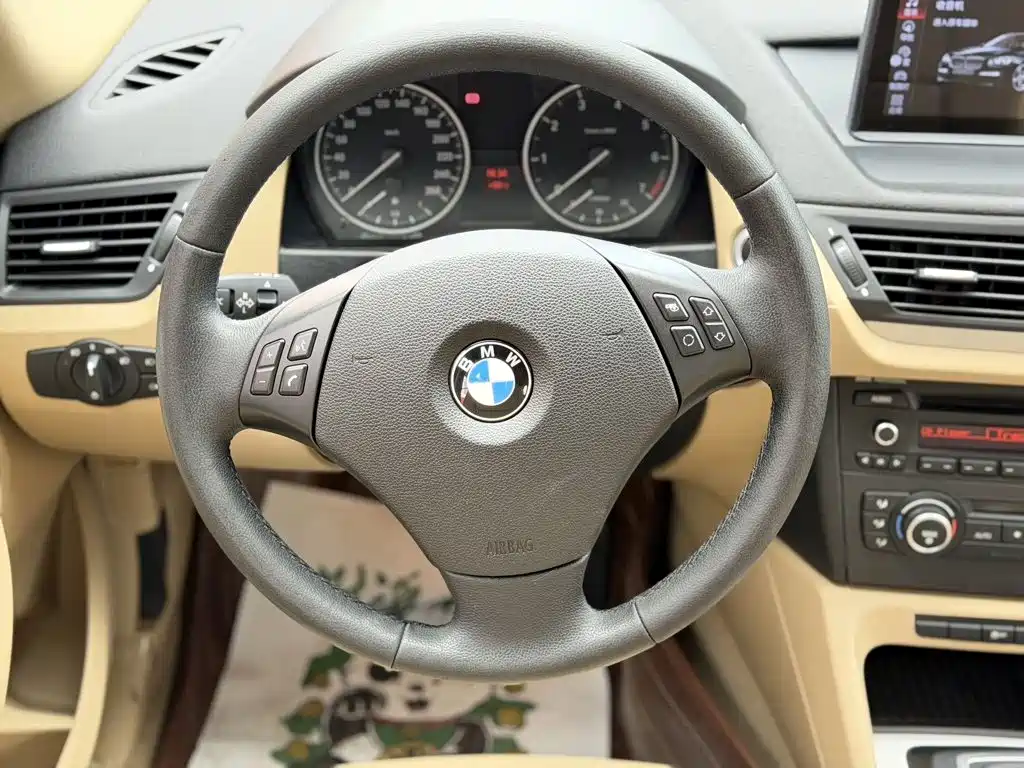 BMW X1 2013