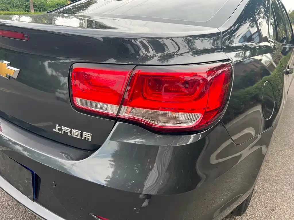 Chevrolet Malibu 2019 — фото 14