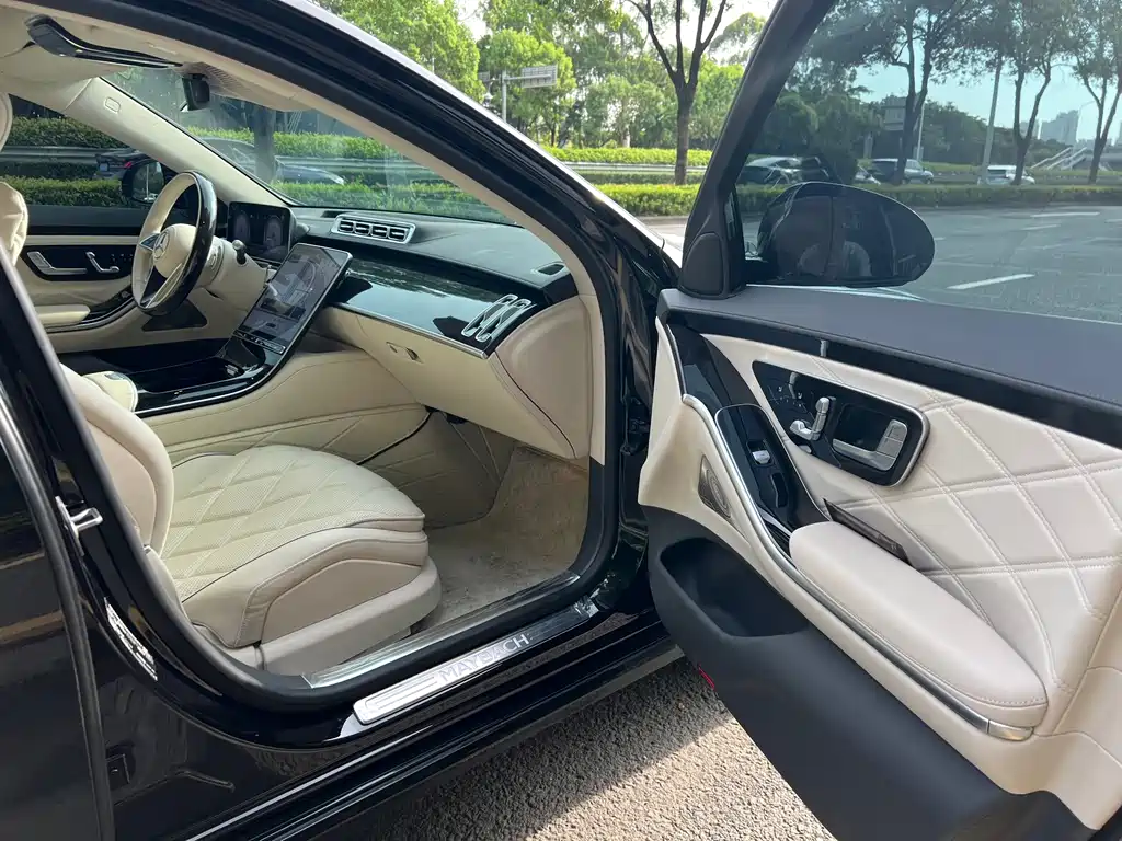 Mercedes-Benz Maybach S-Class 2024