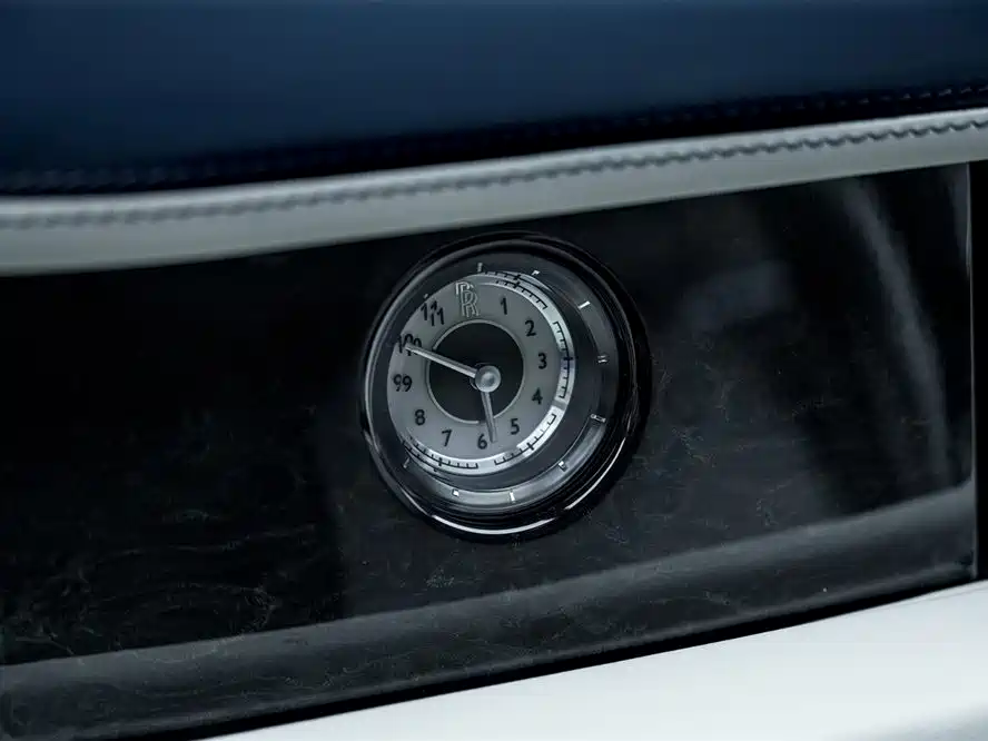 Rolls-Royce Phantom 2013 — фото 16