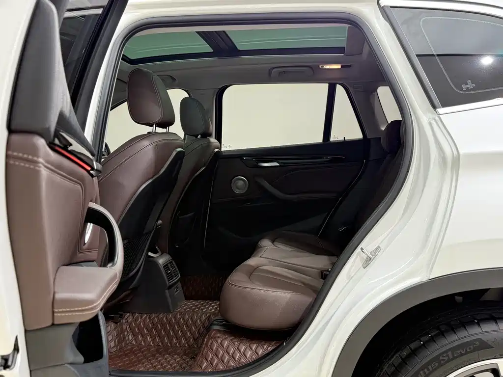 BMW X1 2021 — фото 14