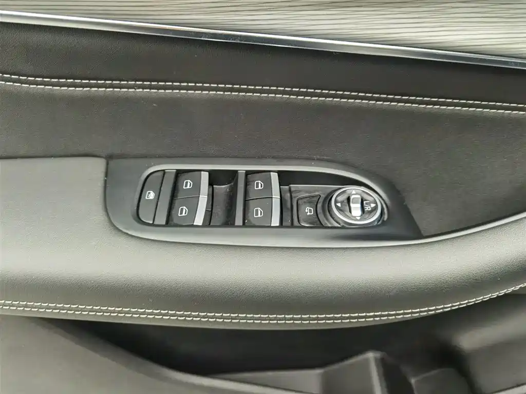 Chery Tiggo 8 PLUS 2023 — фото 9