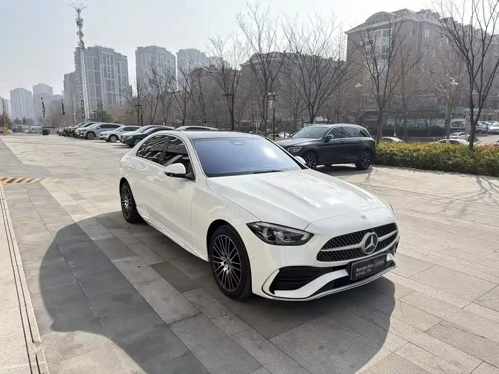 Mercedes-Benz C-Class 2022 — фото 3