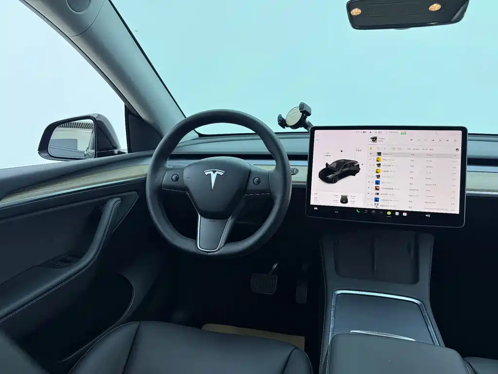 Tesla Model Y 2021 — фото 9