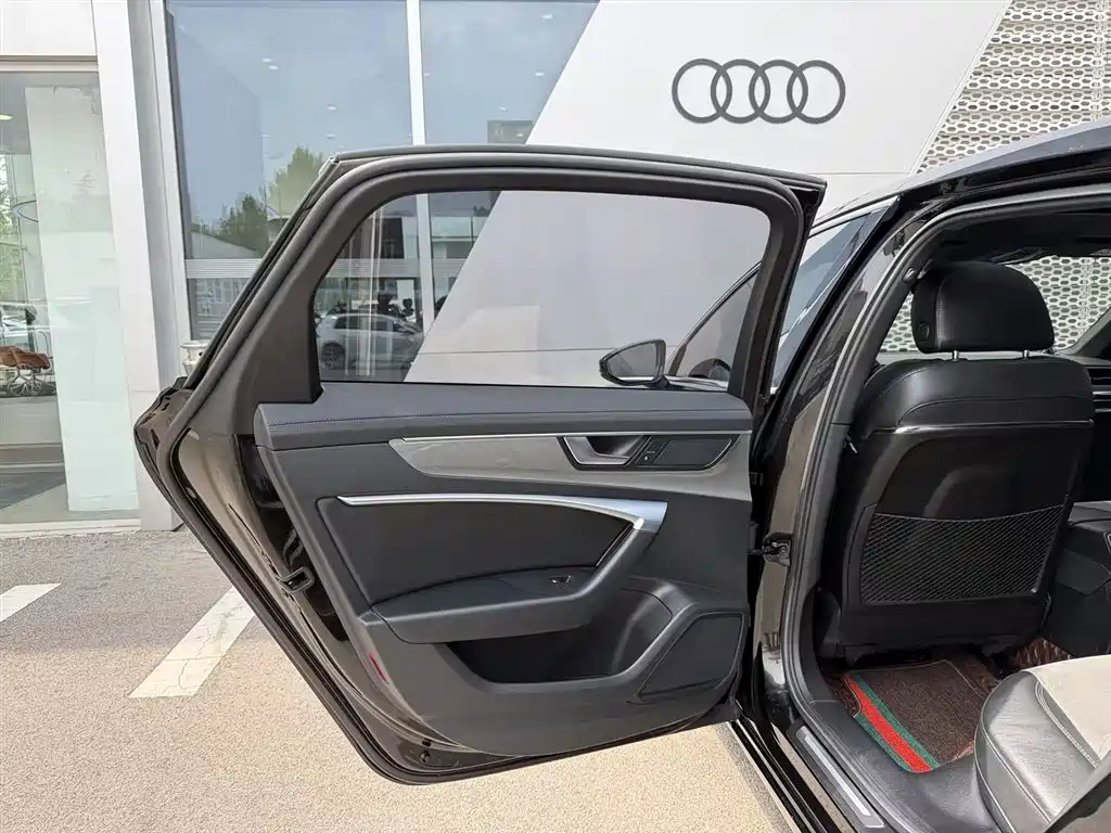 Audi A6L 2020 — фото 13