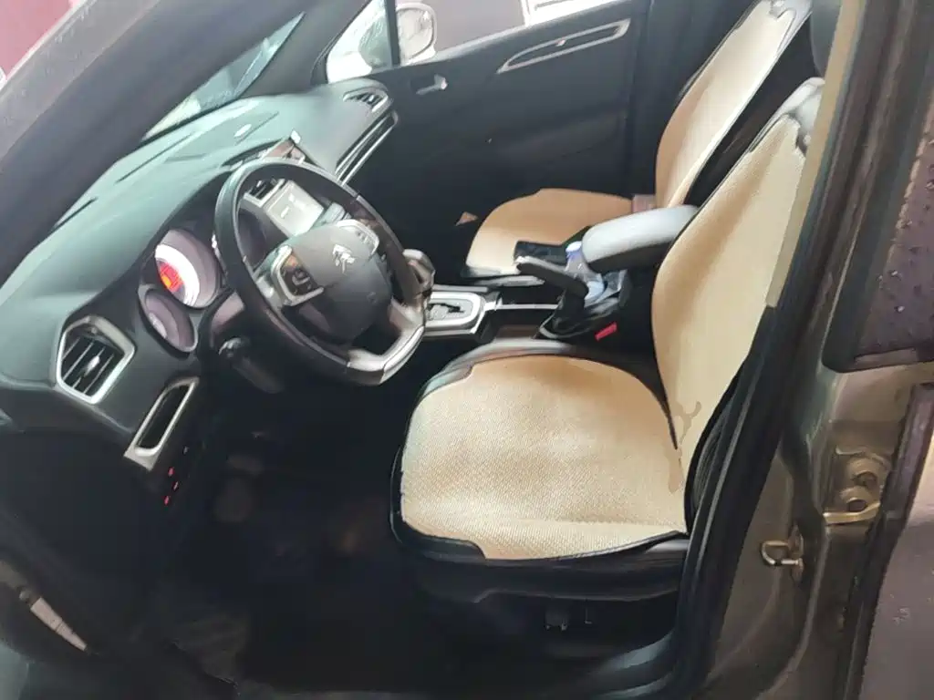 Citroën C4L 2015 — фото 15