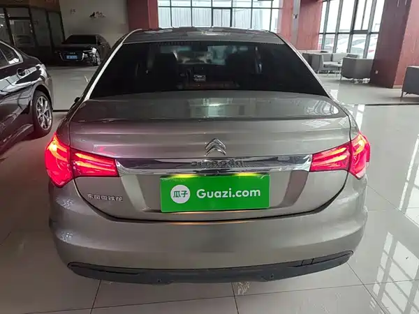Citroën C4L 2015