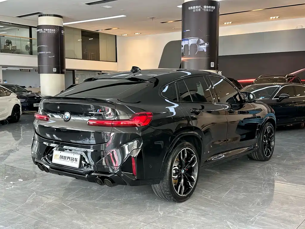 BMW X4 M 2022 — фото 18