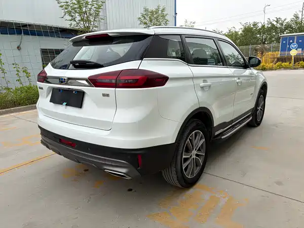 Geely Boyue 2018