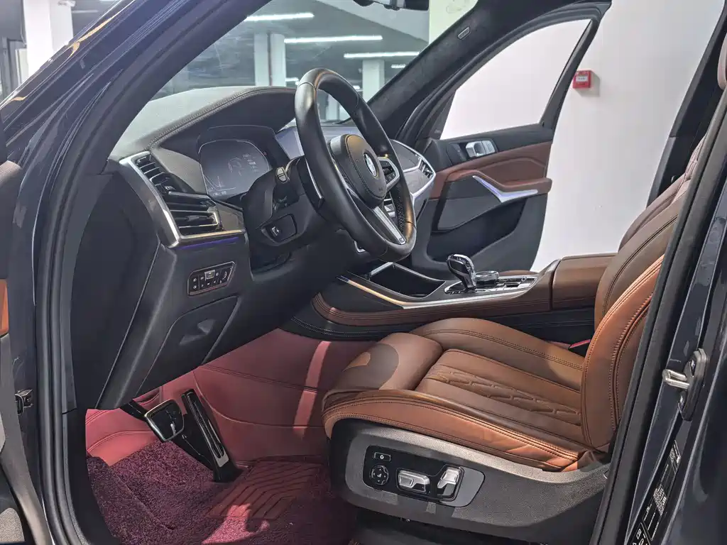BMW X7 2019
