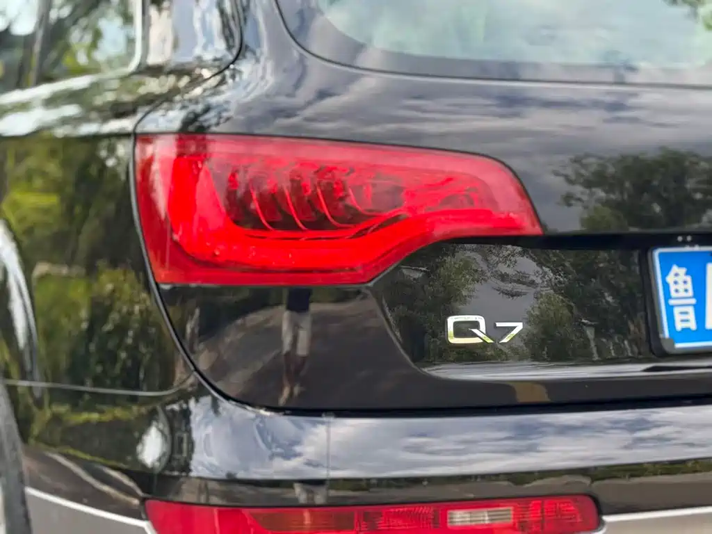 Audi Q7 2014 — фото 10