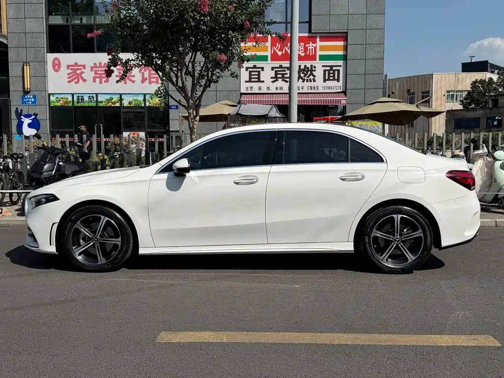 Mercedes-Benz A-Class 2023