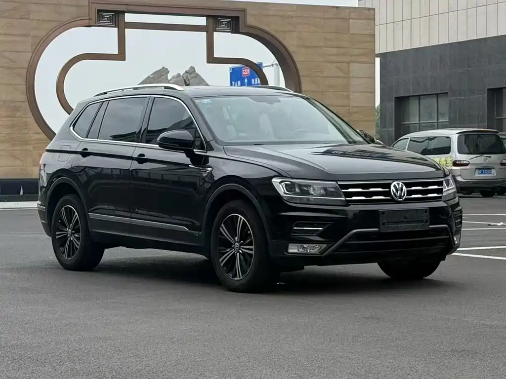 Volkswagen Tiguan L 2019