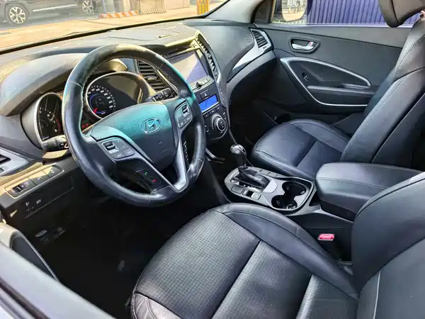 Hyundai Santa Fe 2013