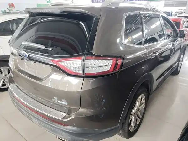 Ford Edge 2015
